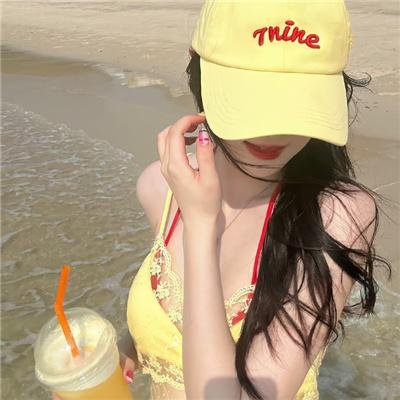 小犬与女孩