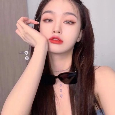 独自夜归的女孩